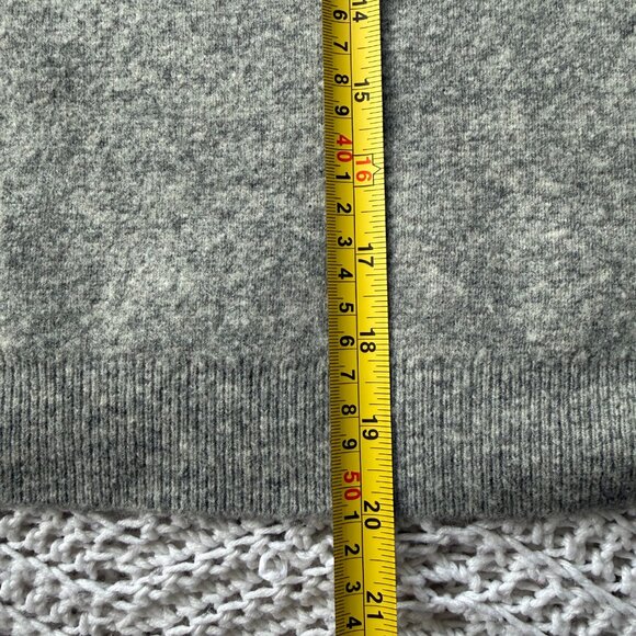 Kate Spade Embellished Sweater (Size L Great Condition) - Picture 16 of 16